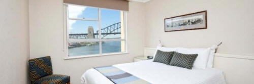 One Bedroom Apartment - Bedroom with Harbour View