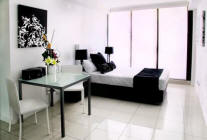 Studio Apartment- Fiori Apartments