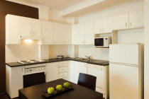 Oaks Goldsbrough Apartments Kitchen - Sydney Apartment Hotel