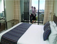 Bedrooom - Meriton Pitt Street Apartments