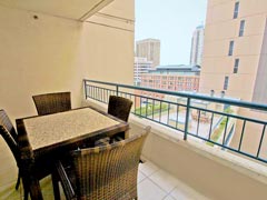 Apartment Balcony - Oaks on Castlereagh