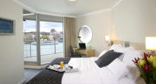 Bedroom overlooking Sydney Harbour